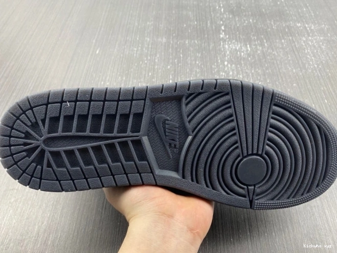 1 Air DM7866-001 Retro Phantom
